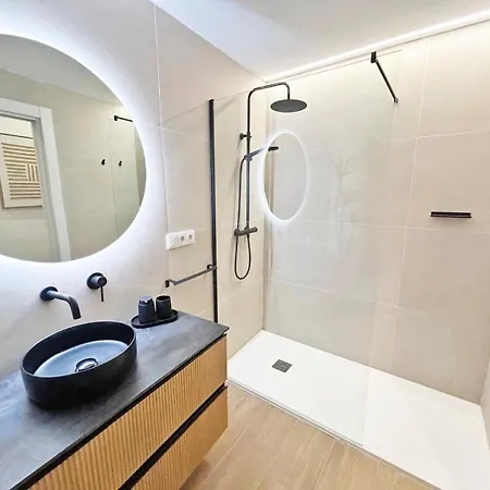Ayuntamiento, Centrico Nuevo, Aire Acondicionado Apartment *